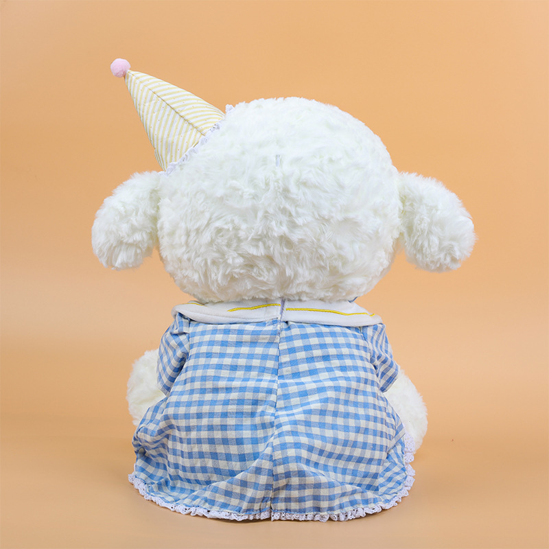 Cherry birthday cake, little lamb doll, children's toys, sleeping pillow, doll machine factory direct sales, gift wholesale Application Scenario