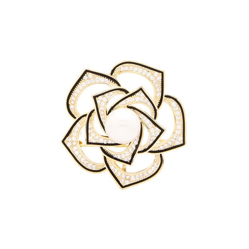 The three-dimensional French hollowed-out camellia brooch exudes an exquisite and high-end design, with a simple and elegant chanel-style brooch accessory for women Item Picture