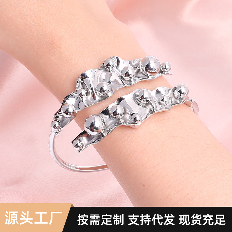 跨境轻奢风潮手镯女个性不规则复古手环铜镀18K镀金手饰 厂家批发
