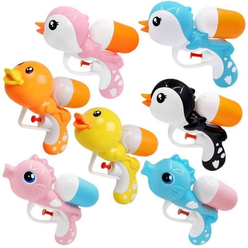 الطفل الجديد هو طفل صغير يلعب بألعاب الأطفال Item Picture
