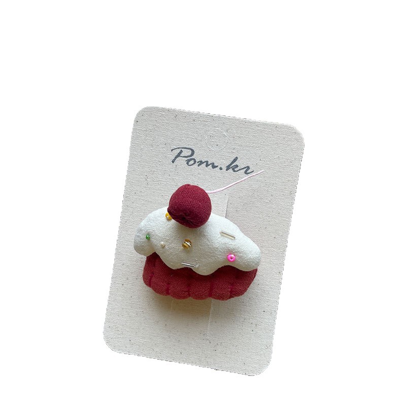New Korean-style sweet autumn and winter mini cake hair clips, children's handcrafted fabric side fringe hair clips, hair accessories and hair bands Item Picture