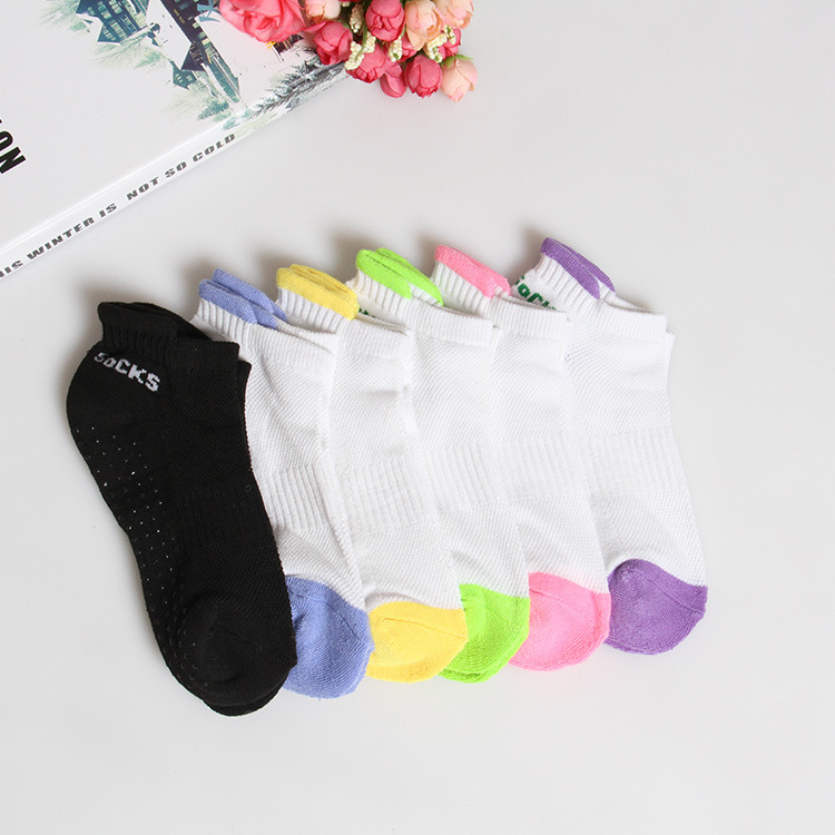 Fábrica directa comercio exterior venta caliente ecológico calcetines de yoga calcetines de yoga calcetines deportivos calcetines de barco calcetines antideslizantes en stock al por mayor Specification image