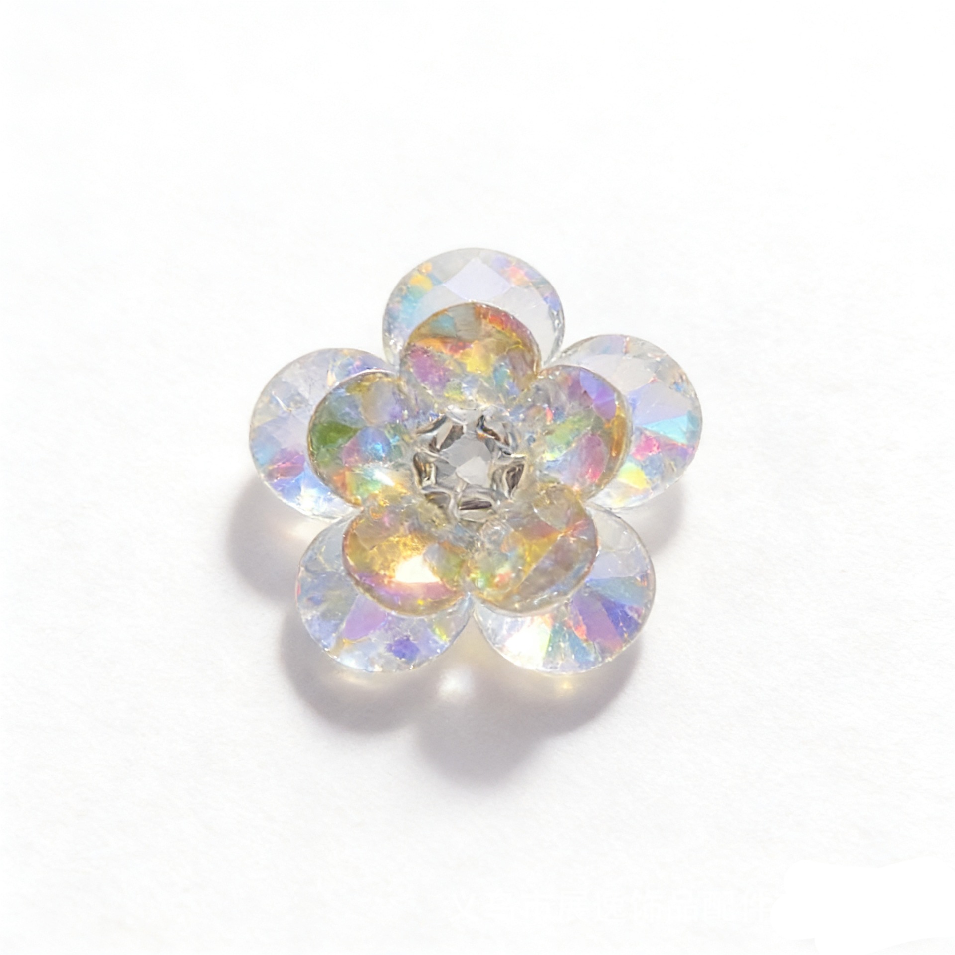 Small crystal flower stud earrings, retro and fashionable, versatile earrings, forest-themed, fresh and elegant earrings, factory wholesale Application Scenario