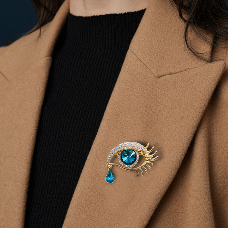 Wholesale of light luxury Angel Tears cross-border brooches, women's crystal drop diamond-encrusted high-end corches, sweaters, coats, accessories and pins details Picture