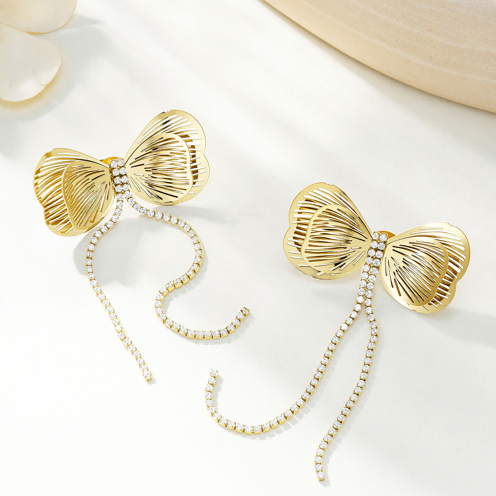 欧美跨境复古精致饰品镶长条锆双层镂空蝴蝶耳环不锈钢镀金耳饰女