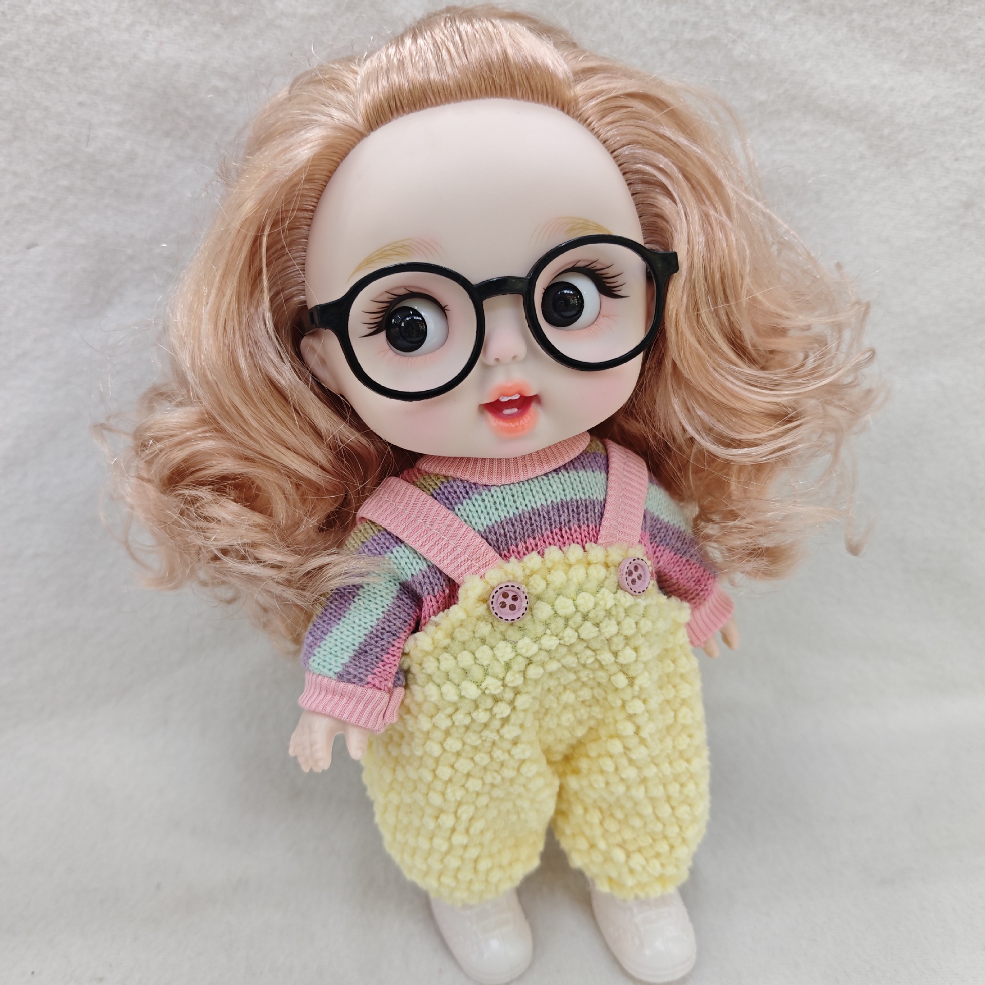 哭哭马/泡泡玛特/笑笑马/蛋仔派对/丑萌产品图