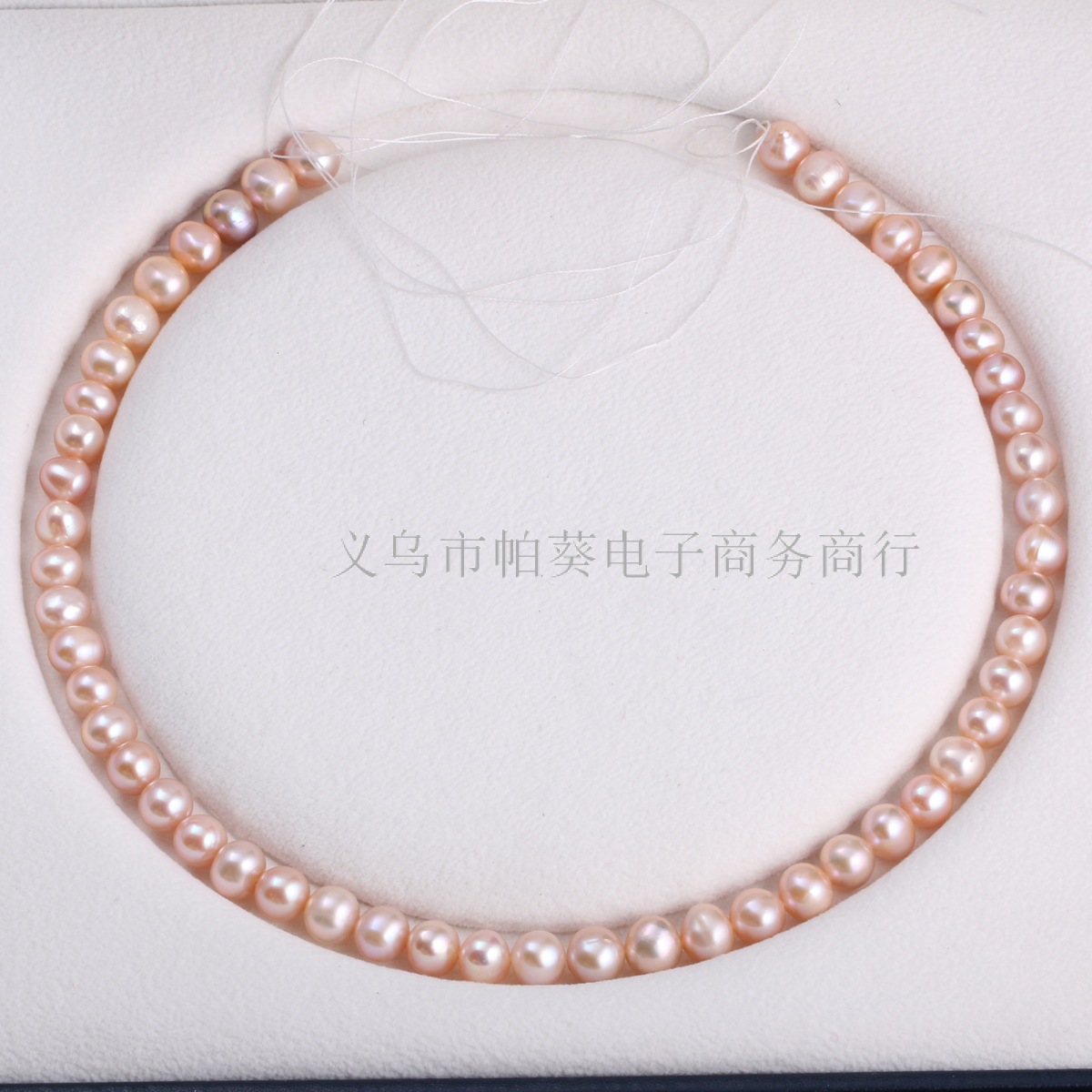 Natural freshwater potato-shaped pearl beads are used for DIY jewelry accessories, handcrafted jewelry and jewelry production wholesale Item Picture