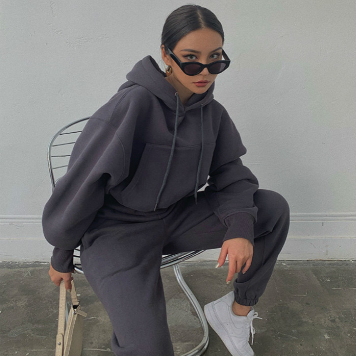 New casual hoodies, jackets and sportswear sets for women in the autumn and winter of 2025 for European and American foreign trade on Amazon and ebay are on sale Application Scenario