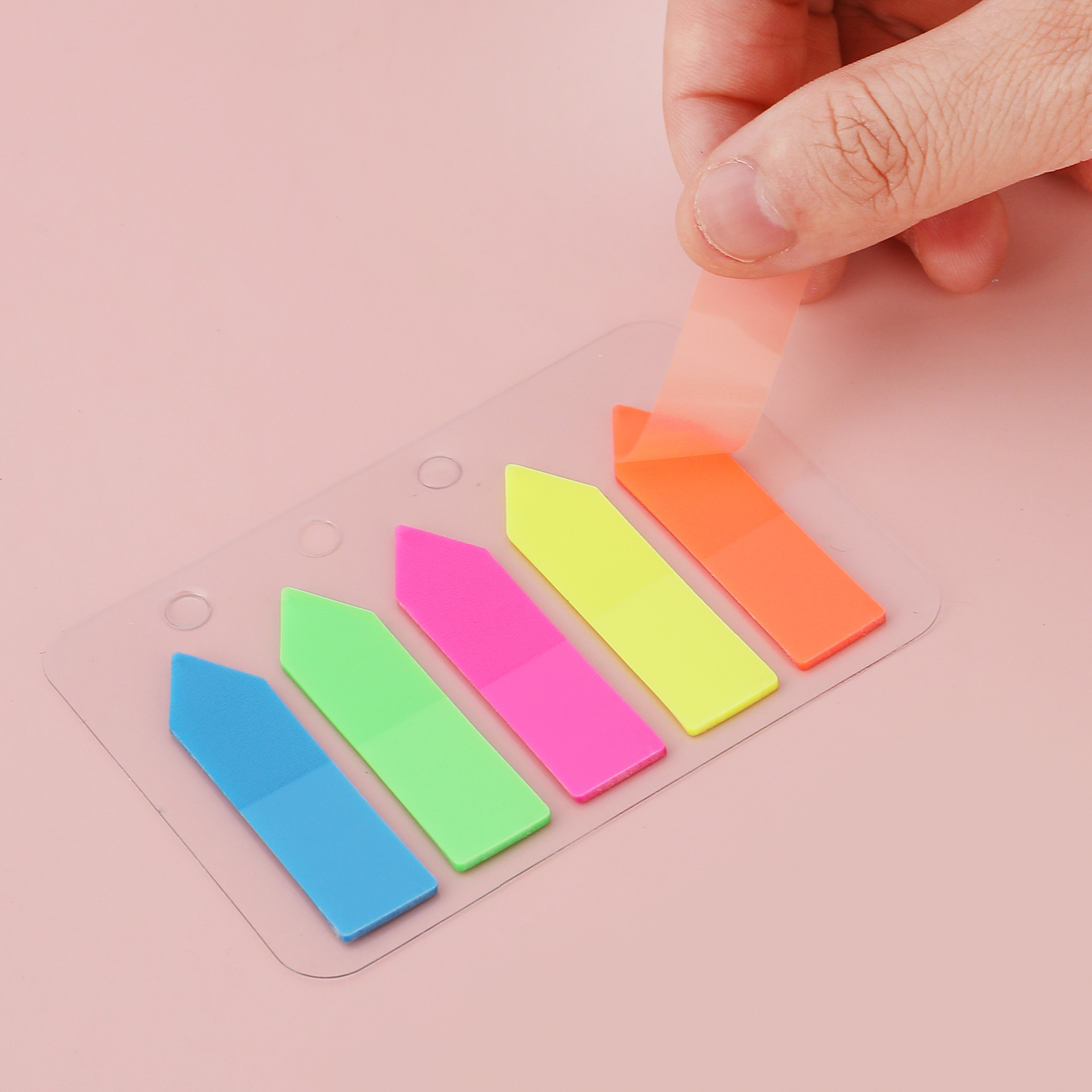 The Pioneer 8688 reporting sticker is a fluorescent plastic classification and archiving sticky note that can be perforated Specification image