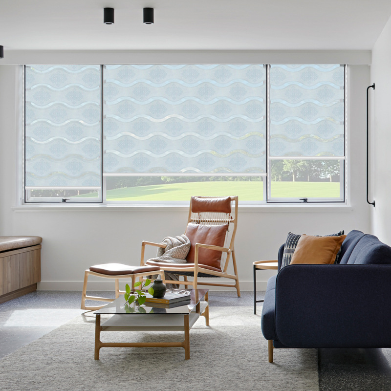 Roller blinds, light-blocking blinds without holes, sunshade blinds, European-style cut-out soft gauze blinds, bathroom and office blinds details Picture