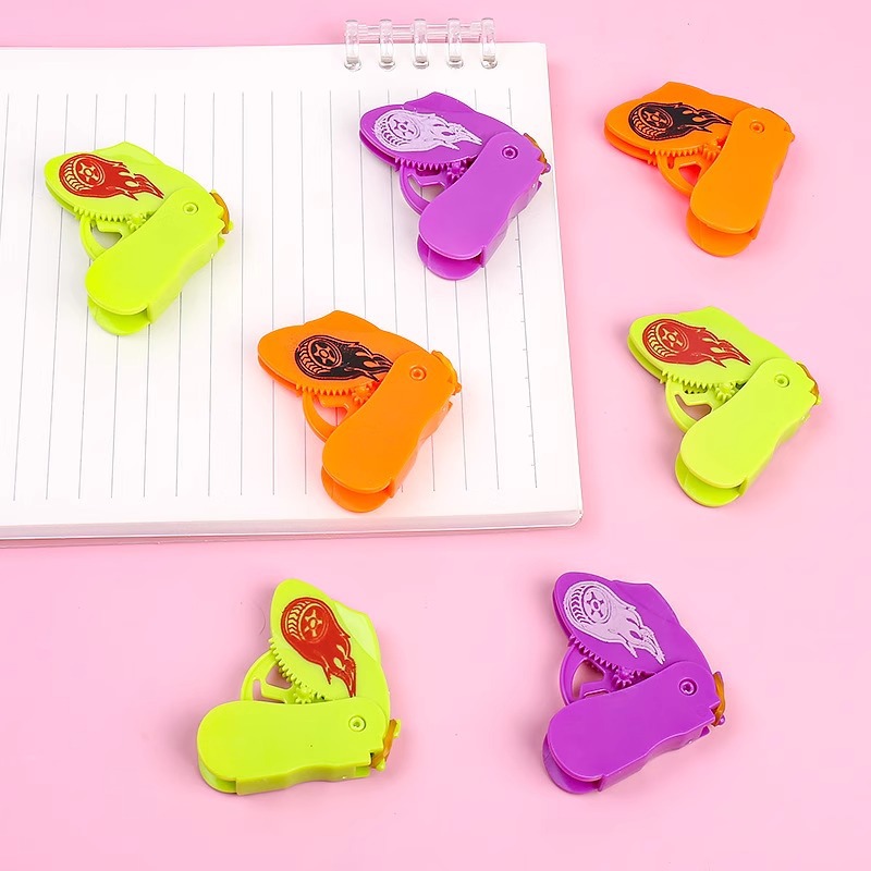 New type of power walk battle gyroscope ejection spin student prize small gift, children's educational and stress-relieving cheap small toy Application Scenario