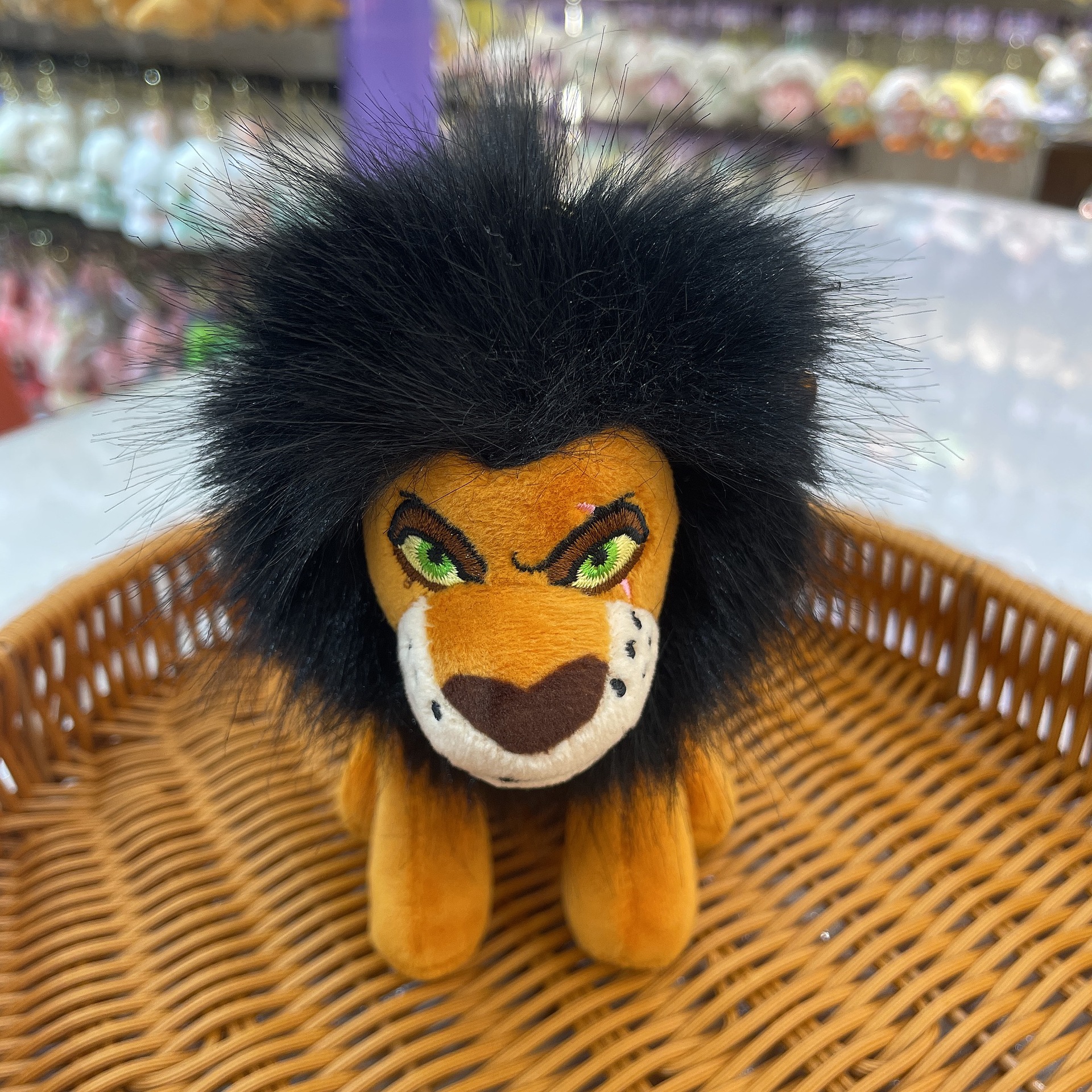 Sitting Lion King figurine, plush toy, claw machine doll, little lion plush toy, pendant, keychain Application Scenario