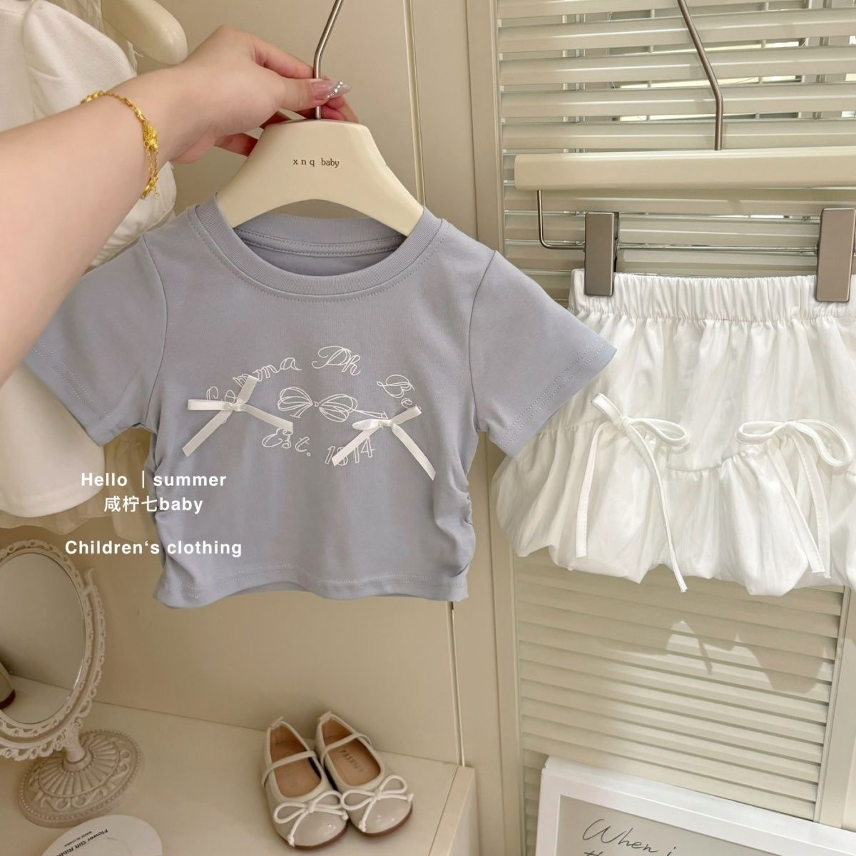 Girl korean edition set verano 2025 nuevo niño lazo manga corta camiseta falda de dos piezas details Picture