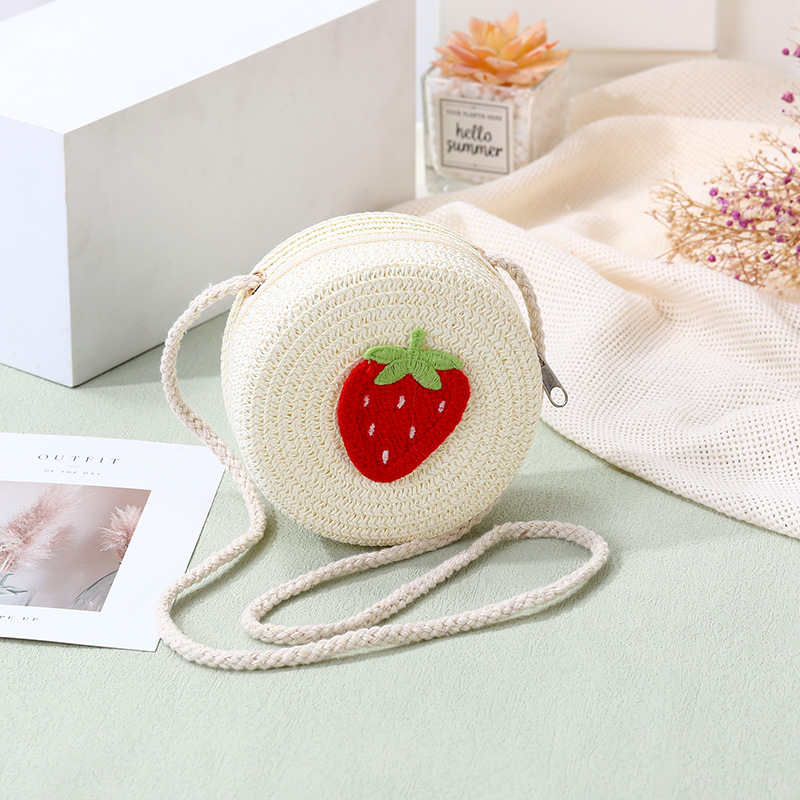 Verano niña niños mar bolso de hierba bolso tejido 2025 nuevo cute de hierba mini crossbody zero monedero Application Scenario