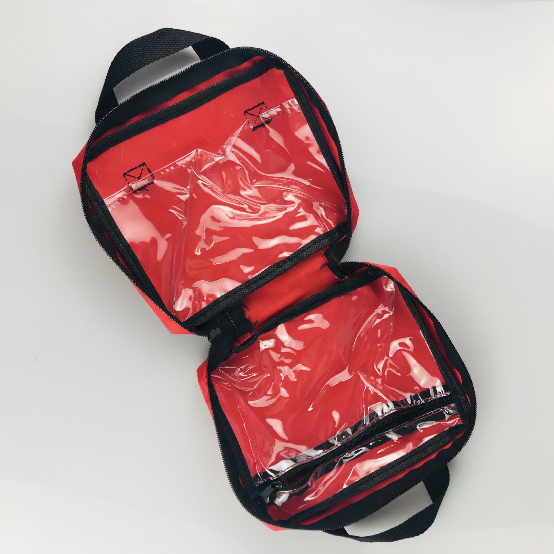 医疗急救包/医疗用品户外/急救包/应急物资包/鼻涕胶白底实物图