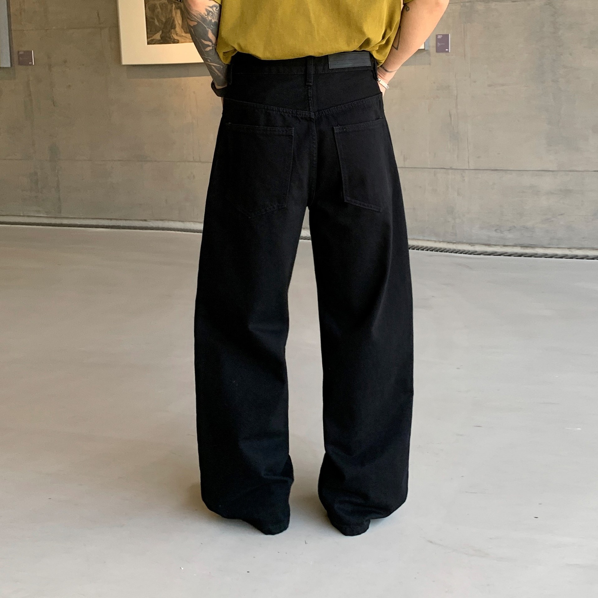 牛仔裤子男士宽松百搭/男士牛仔裤/牛仔裤/裤子男士宽松潮流/牛仔裤男士宽松休闲白底实物图