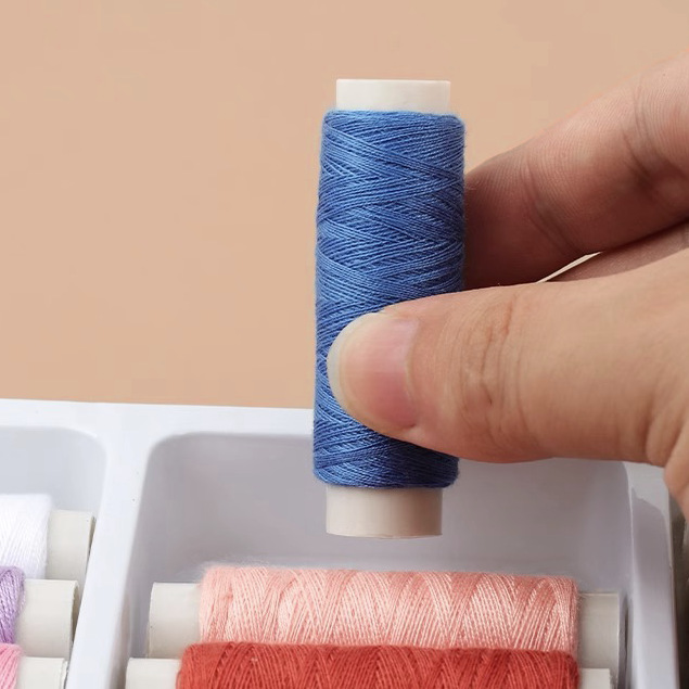 Household needle and thread set box, sewing and mending clothes, colored thread, black and white thread, 39-color hand sewing thread, sewing thread, needle and thread box details Picture