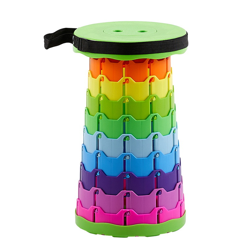 ويتم نقل البلاستيك في الهواء الطلق على الكراسي إلى الخارج من أجل توفير الدعم في المنزل Item Picture