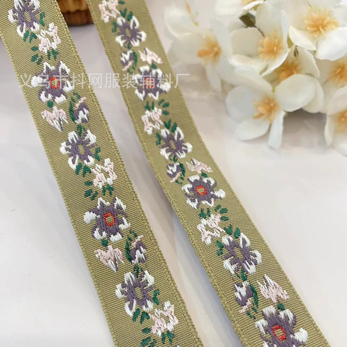 2.1cm New ethnic-style jacquard embroidery ribbon hair accessory, headwear, Hanfu performance costume accessories, bow Application Scenario
