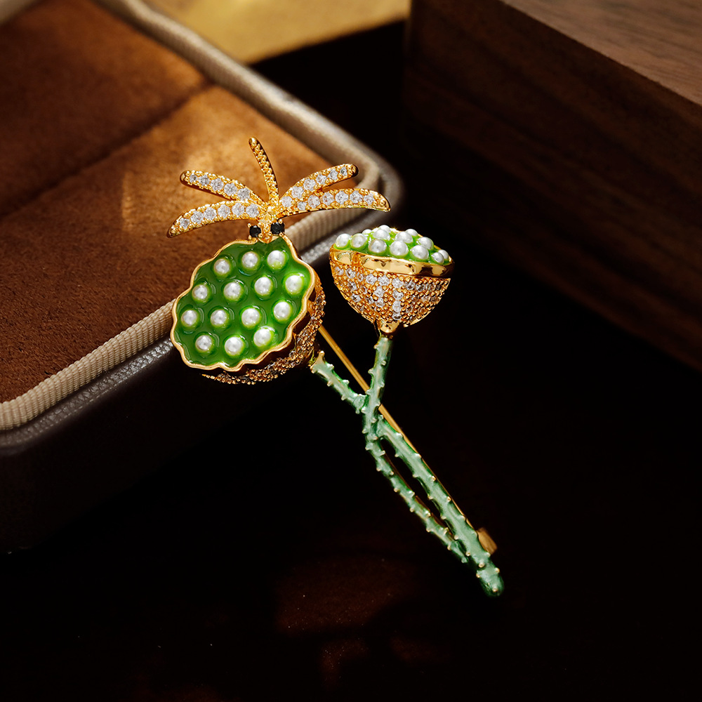 Hyacinth2025 New style Chinese trend lotus pod Dragonfly enamel brooch Elegant and creative brooch pin unique design accessory Application Scenario