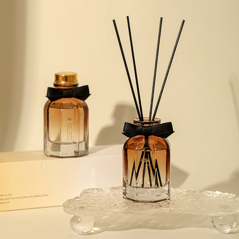 One-stop delivery of mid-to-high-end flameless aromatherapy essential oils for indoor and toilet deodorization, air fresheners, and bedroom fragrances details Picture