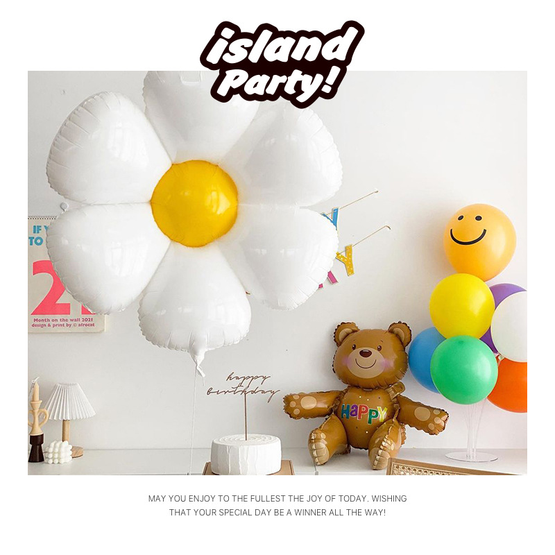 Cross-border oversized ins Daisy aluminum film balloon smiling chrysanthemum photo prop, extra-large baby and children's birthday party Item Picture