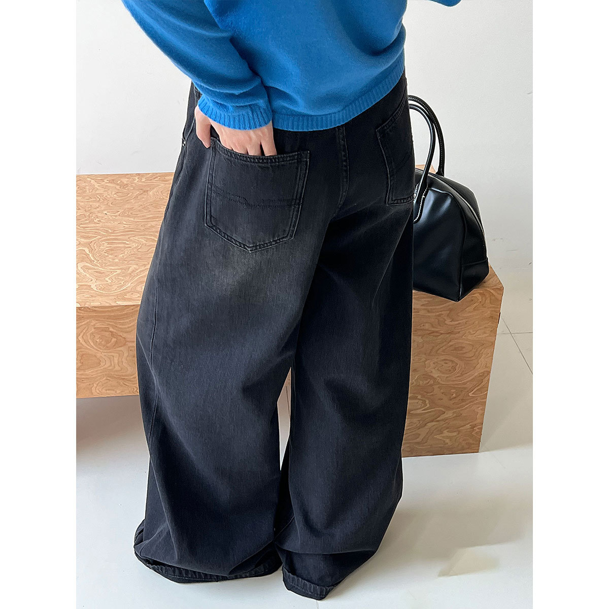 Luxi Korean-style simple lined brushed high-waisted jeans for women's autumn and winter, new fleece straight-leg casual pants 68366 Application Scenario