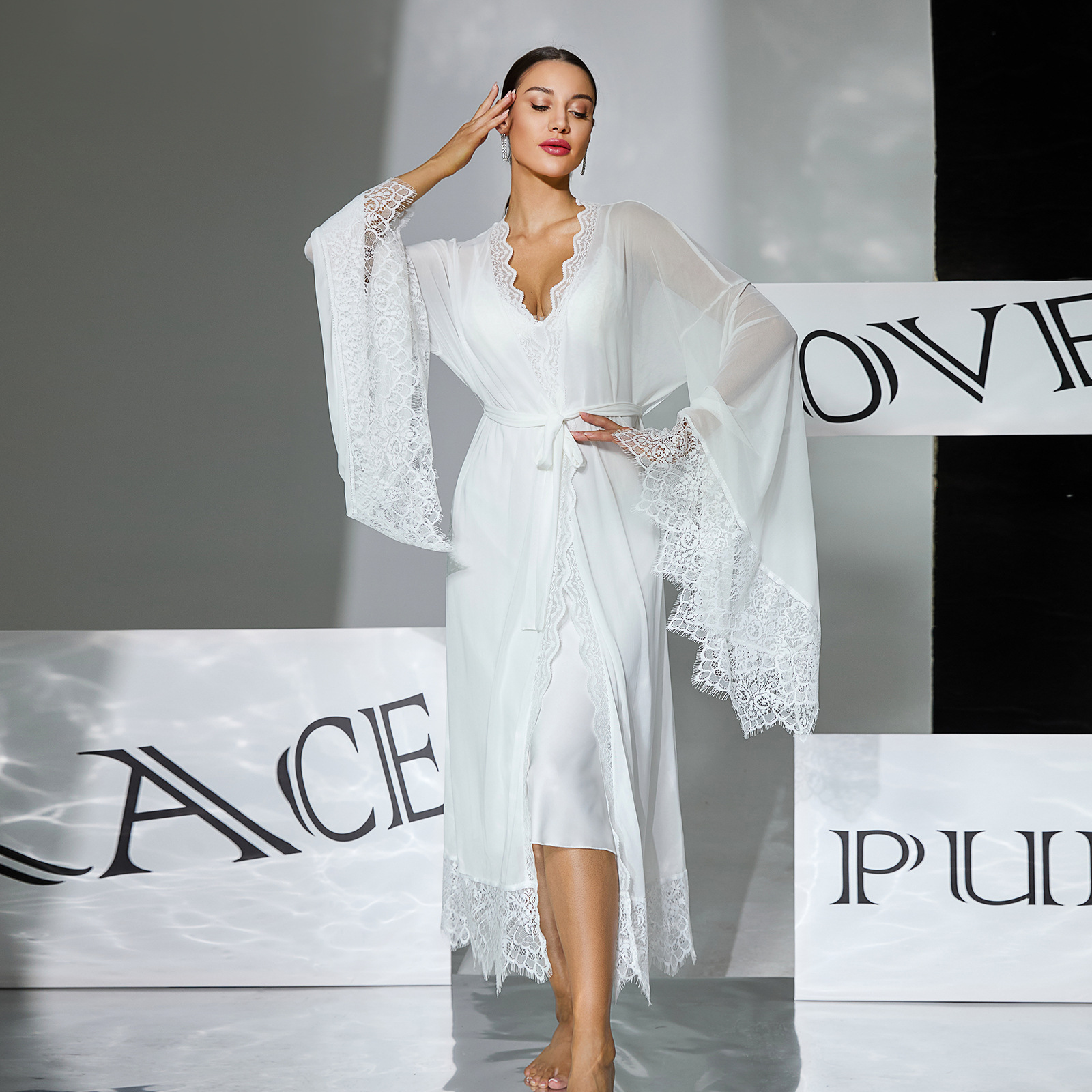 Two-piece set of white satin halter sleeping dress for export, detachable chest cushion mesh lace flared sleeve outer robe 1182 details Picture