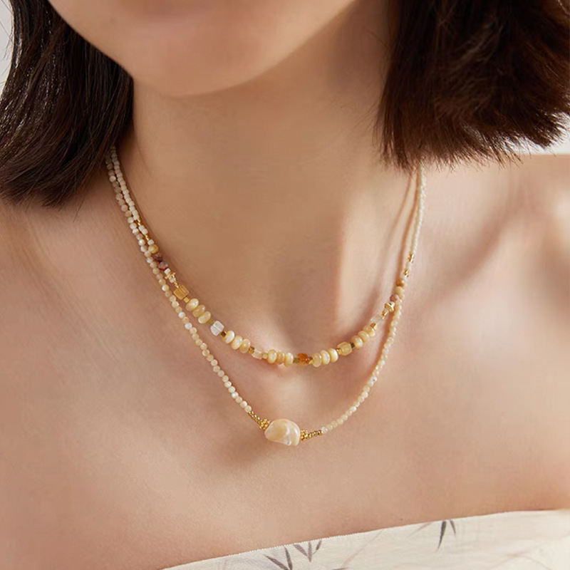 Natural stone beaded stacked necklace, double-layered vintage high-end style, horseshoe collarbone chain, niche design necklace Specification image