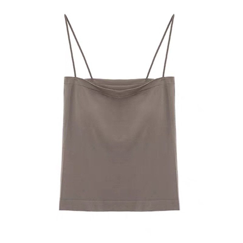 This autumn and winter bestseller is a thickened and fleece 1806 halter thermal vest with a chest pad. It can be worn as an inner layer and an outer layer with a base vest for women Item Picture