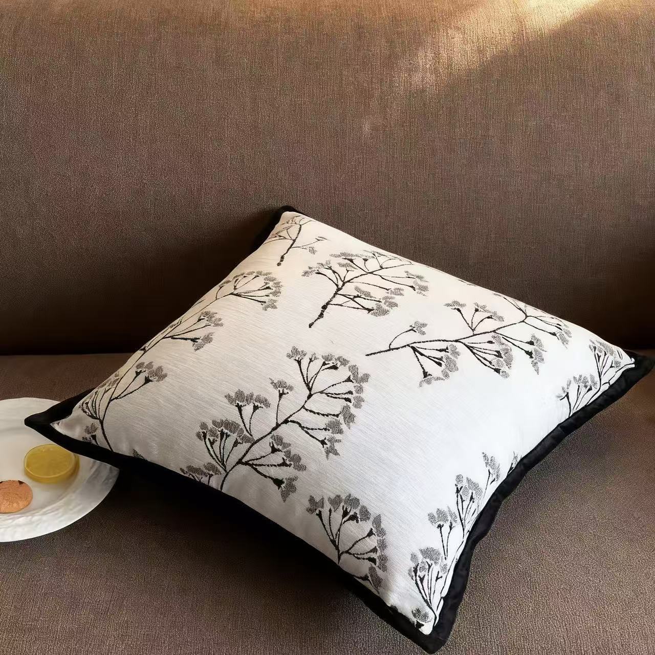 Modern InS-style striped simple luxury new high-end pillow, black and white style cushion headboard pillowcase Specification image