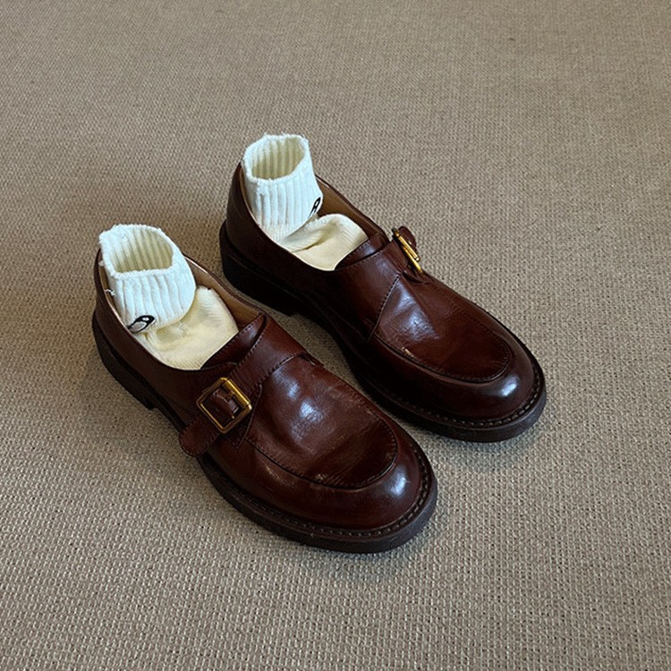 女式雨鞋实物图