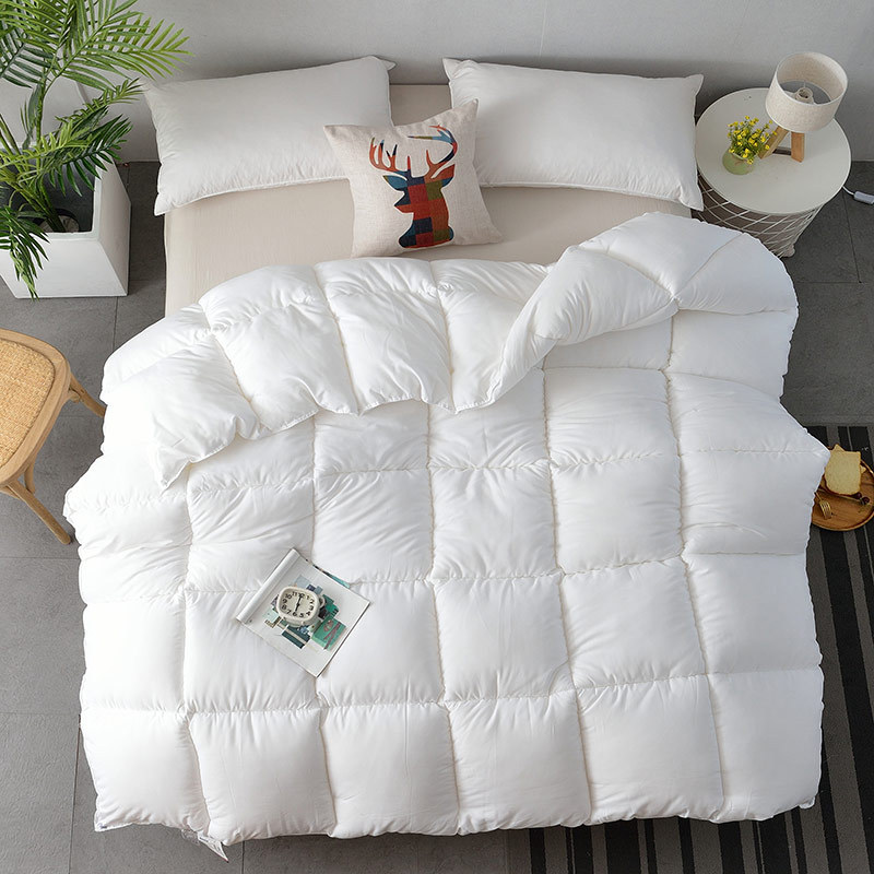 Solid-color hotel and homestay winter quilts, dormitory quilts, thickened warm quilts, fluffy and soft quilt cores, all-season quilts, spring and autumn quilts