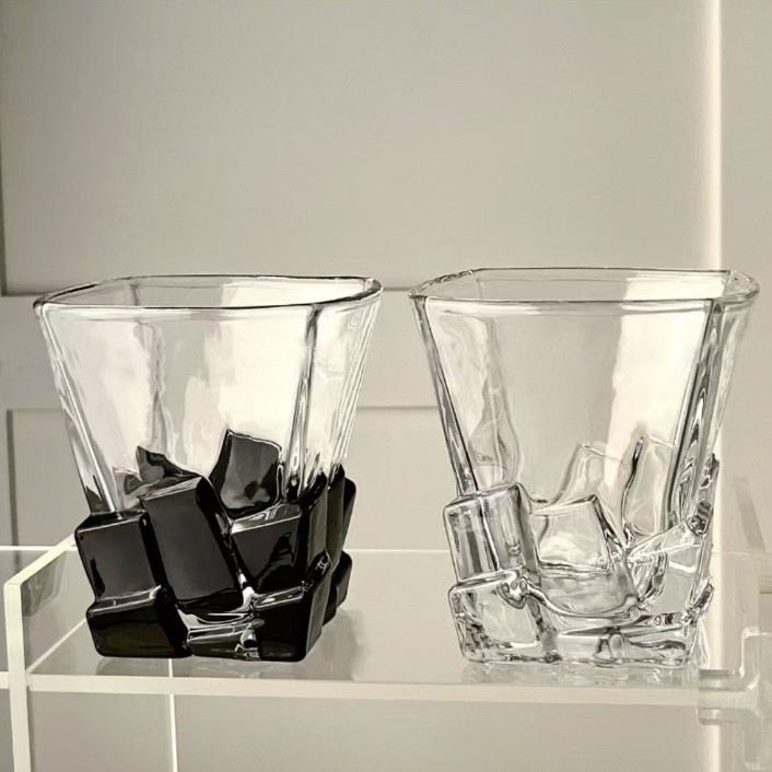 Creative handcrafted painted glass cups, colorful woven striped cups, whisky wine glasses, souvenirs, color-blocking water cups Specification image