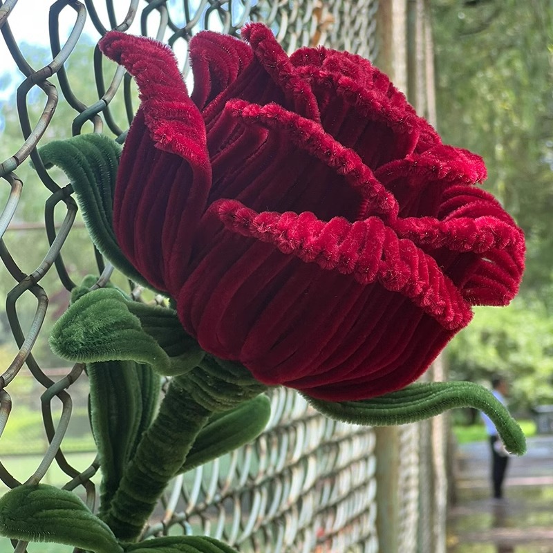 diy Twisting stick, giant rose decoration, handcrafted puzzle gift, Valentine's Day 520 gift, rose twisting stick Specification image