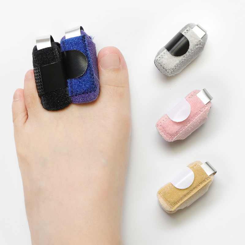 Full-foot moisturizing and crack-resistant silicone socks, toe fixator, heel protection cover, foot pain silicone foot cover Application Scenario