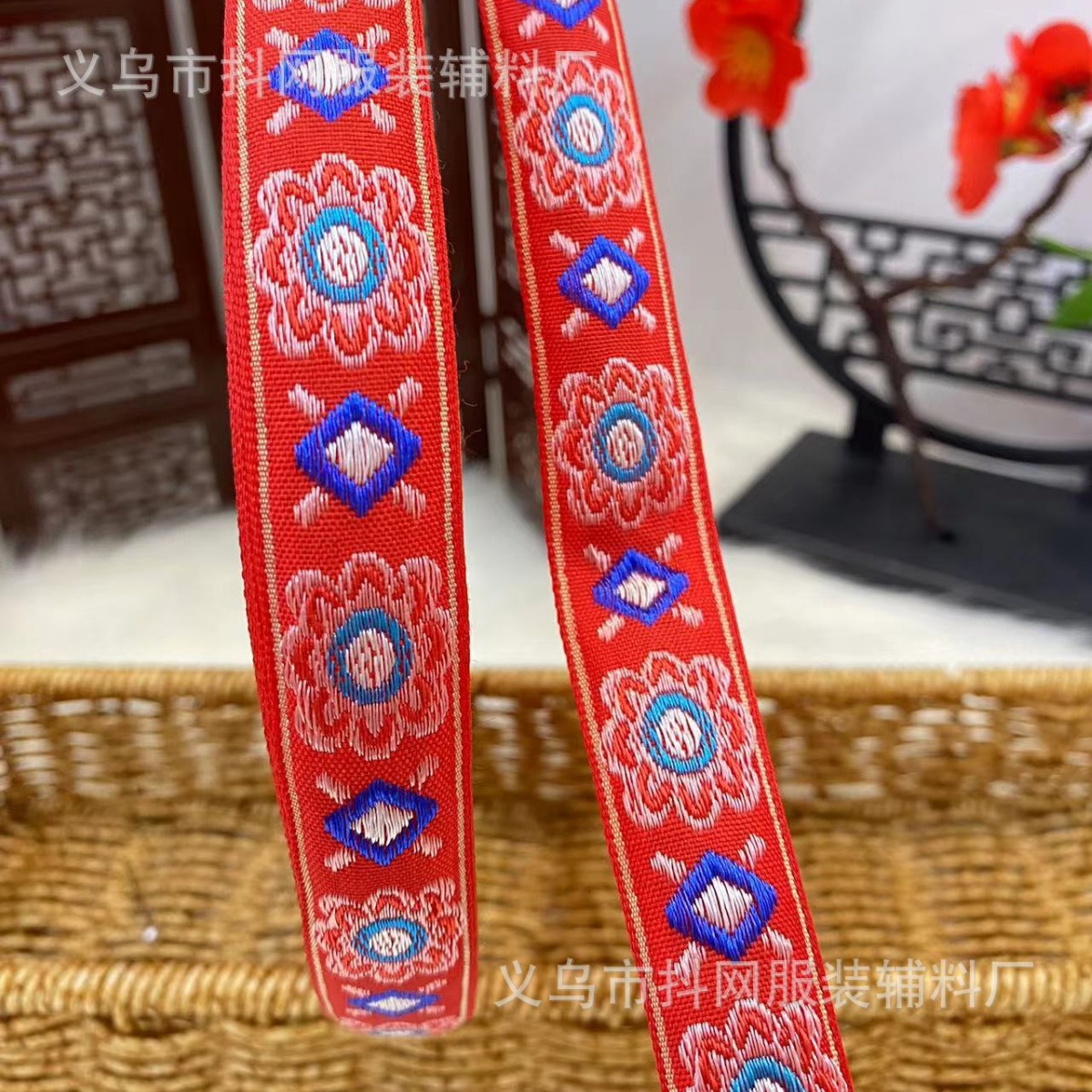 1.6- 2.5 cm festive ethnic-style webbing, ethnic minority costumes, bows, children's hairpins, shoes, flower heads Application Scenario