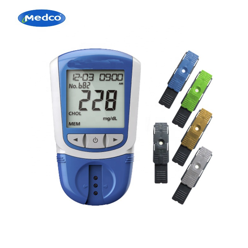 The English packaging of the cross-border exclusive cholesterol three-lipid five-item detector includes test paper and a portable tester