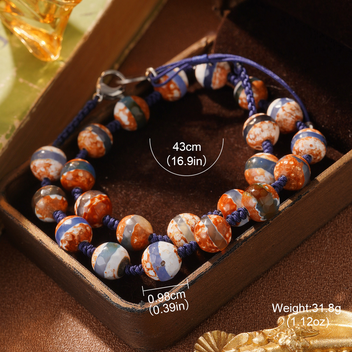 French-style European and American seven-color natural stone retro and simple multiple heart-shaped necklaces and bracelets, adjustable woven beaded bracelets Application Scenario