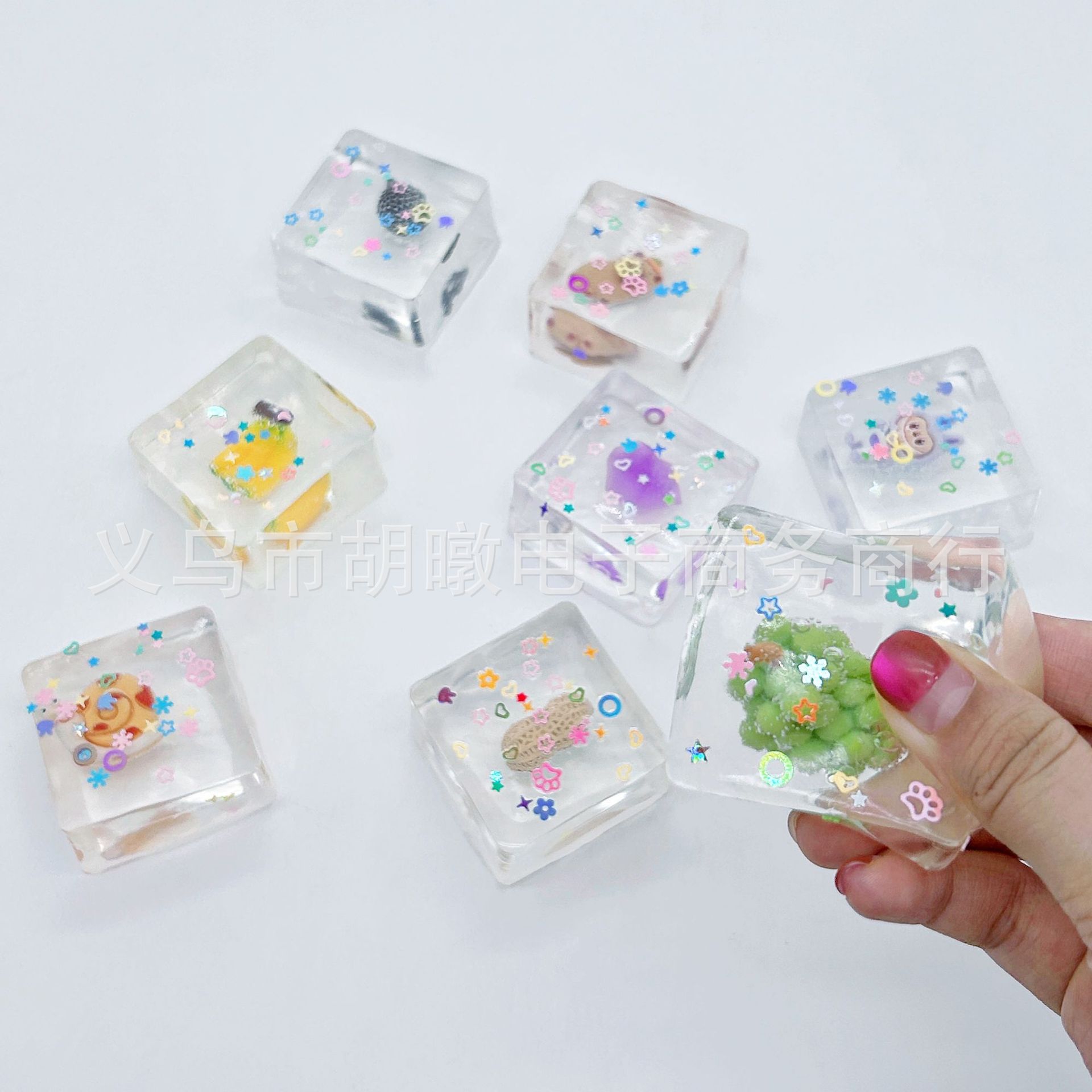 夏日立体大冰块捏捏乐tpr解压玩具水果动物冰块盲袋儿童礼品批发