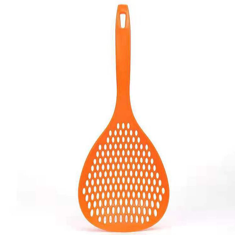 Large strainer spoon for scooping dumplings, noodles and rice noodles, draining spoon, kitchen draining long-handled filter screen strainer spoon manufacturer wholesale spoon Item Picture