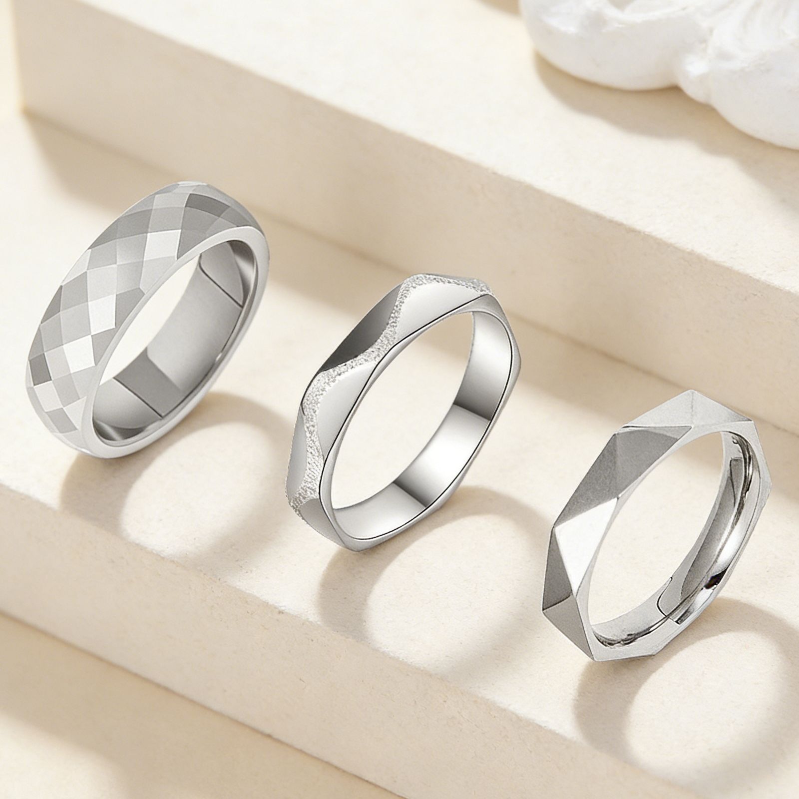 Wholesale of new cross-border women's set rings with a simple InS-style cut surface and geometric multi-faceted accessories details Picture
