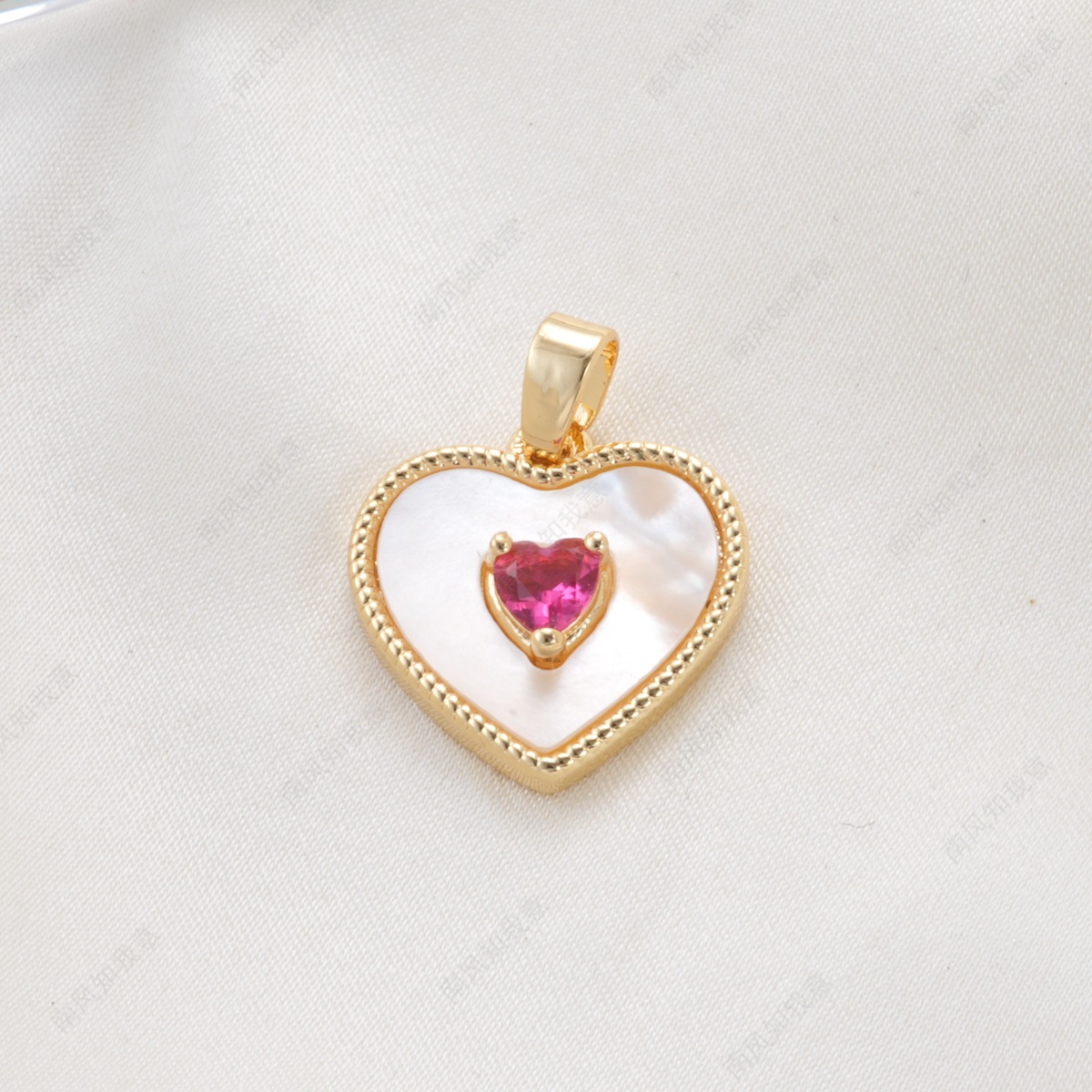 Copper-plated 18k high color retention, zirconium-inlaid white shell heart pendant, pearl necklace, clasp, light luxury DIY jewelry accessory details Picture