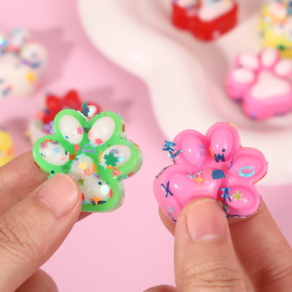 Super soft mini cat paw stress-relieving dumplings 24 sets of children's simulation venting toys, creative slow rebound blind box, pinching fun Application Scenario