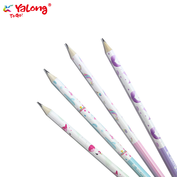 Yalong's hot-selling customizable logo: 7-inch poplar HB pencil with triangular design and eraser Application Scenario