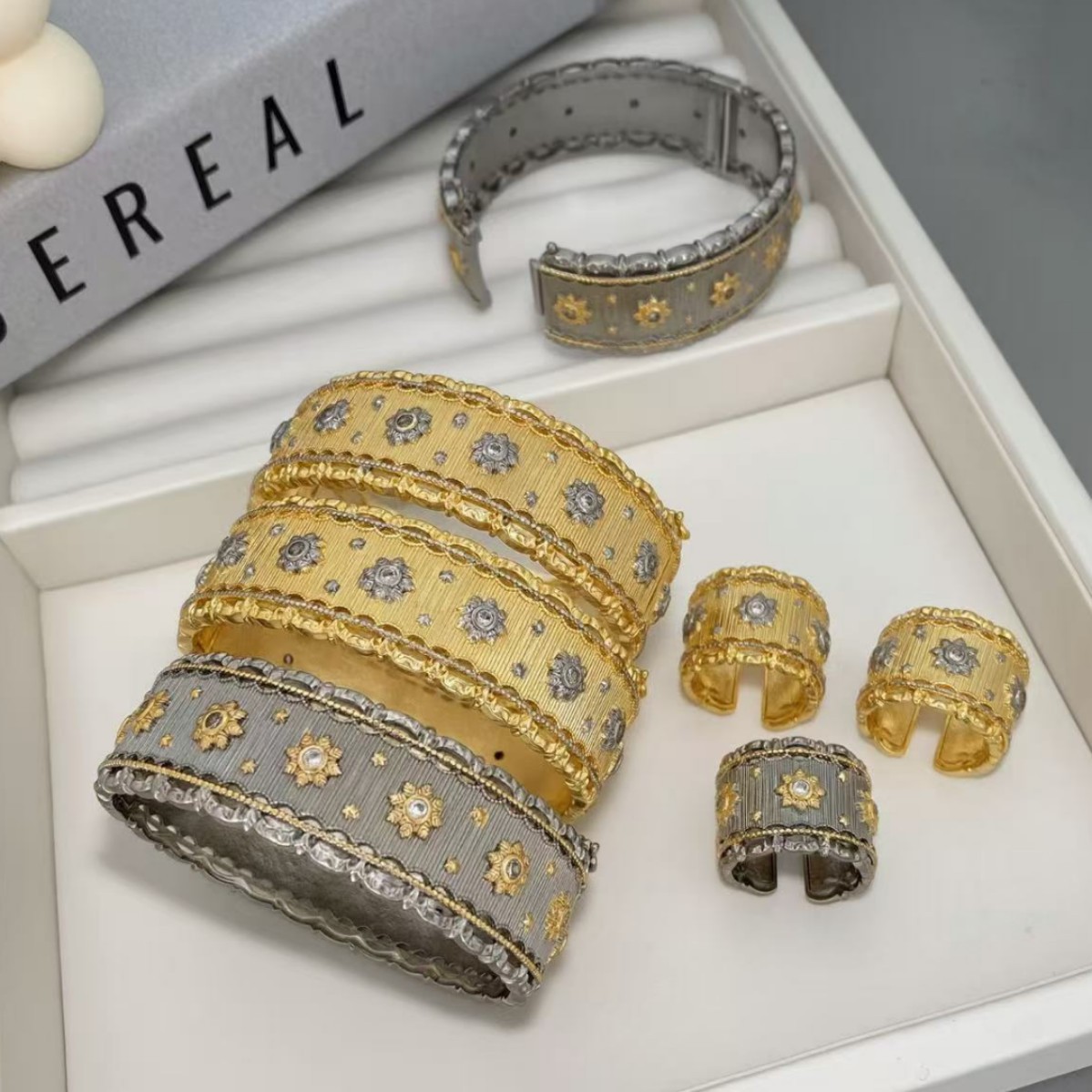 Medieval court-style brushed craftsmanship, high-end vintage cloche ring bracelet, fashionable, exquisite and trendy set Specification image
