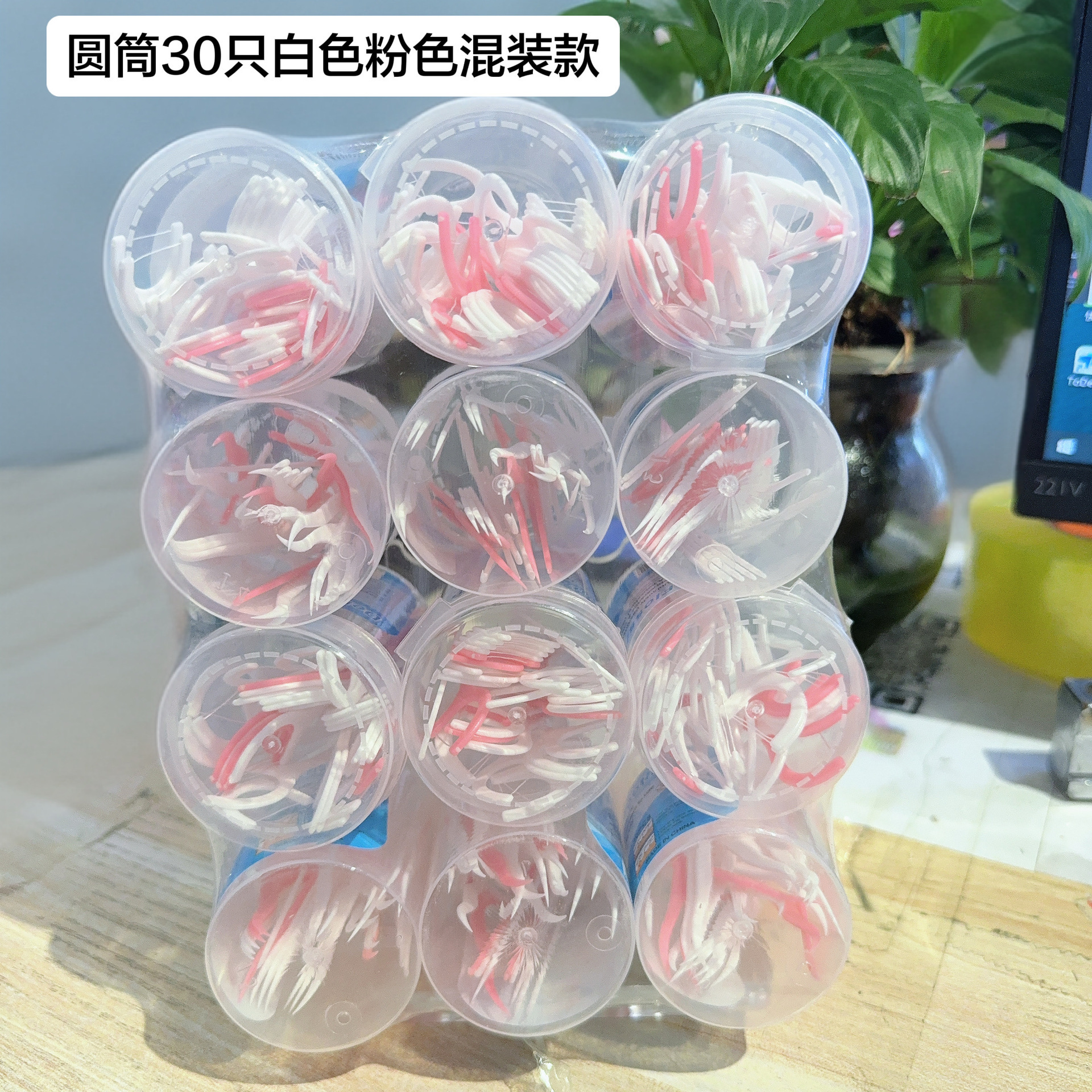 Export dental floss picks in boxes, fully packaged in English, exported to Amazon in Africa. Wholesale dental floss manufacturer for export Application Scenario