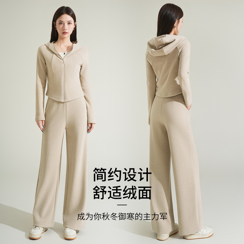 Cashmere and silk sports sweatshirt set for women, winter thickened with fleece and hooded casual set for women, windproof and warm for autumn and winter details Picture