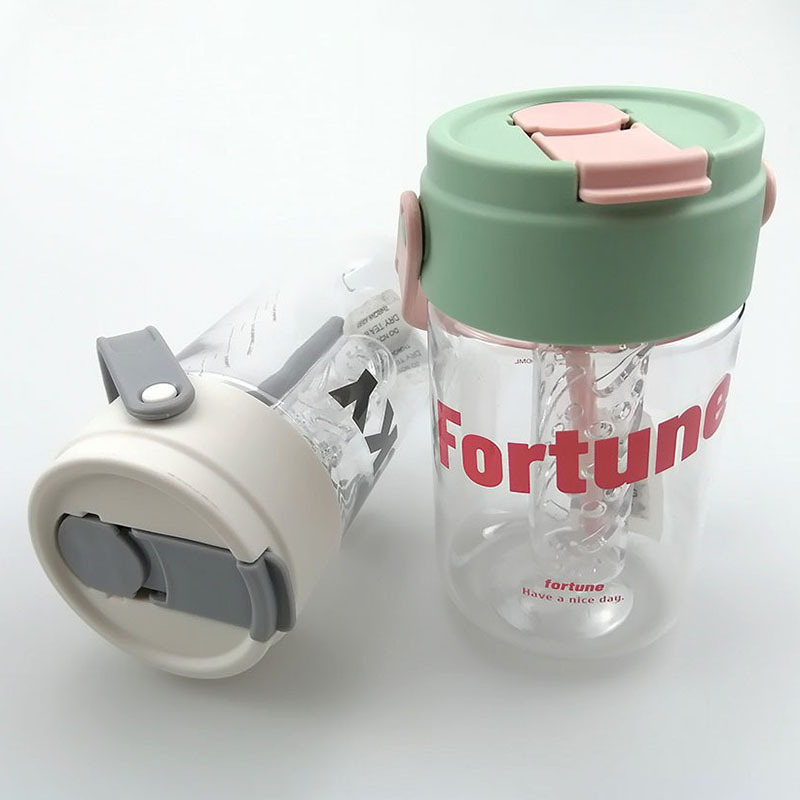 其他哺育喂养用品实物图