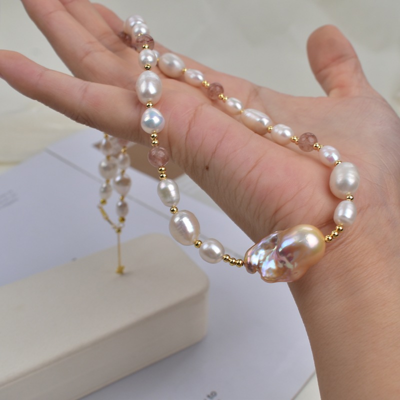 French caramel grass mold crystal natural stone Baroque natural freshwater pearl necklace, a new high-end sweater chain for women details Picture